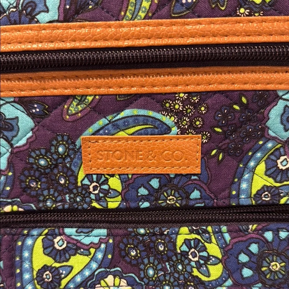 Stone & Co. Adjustable Strap Crossbody Bag - Picture 2 of 10